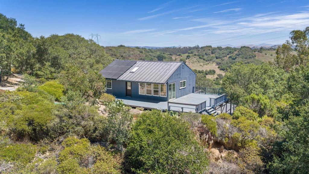 620 Hidden Valley Road Property Photo 3