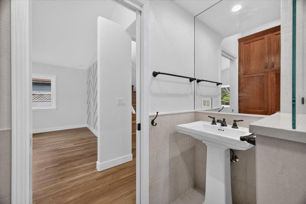 1107 David Avenue Property Photo 35