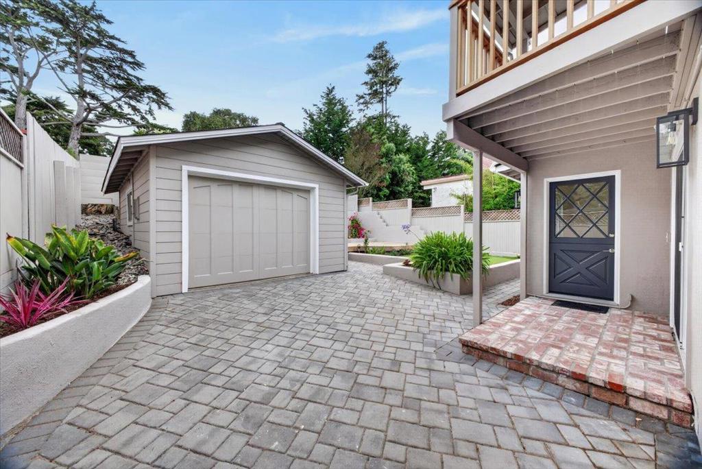 1107 David Avenue Property Photo 36