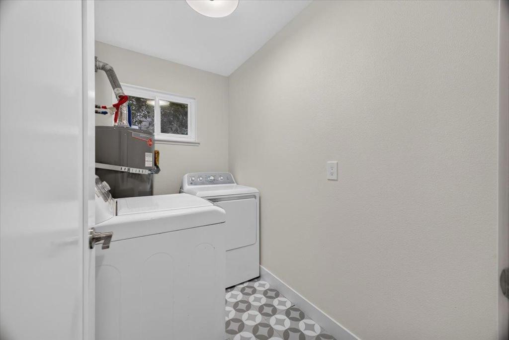 1107 David Avenue Property Photo 39