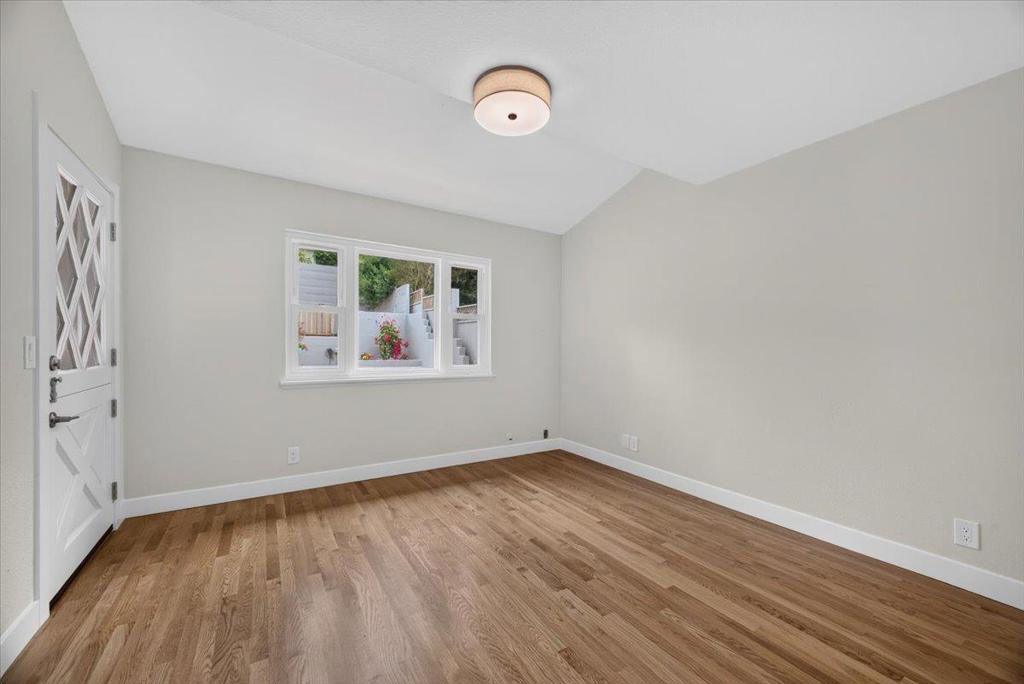 1107 David Avenue Property Photo 42