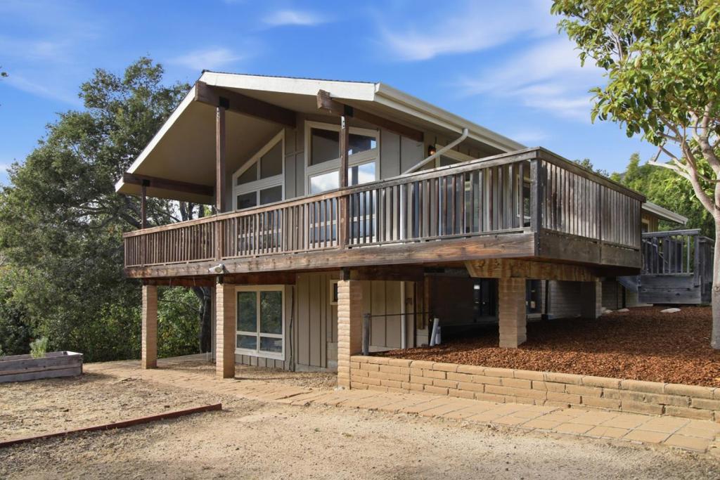 18 Middle Canyon Way B Property Photo 6