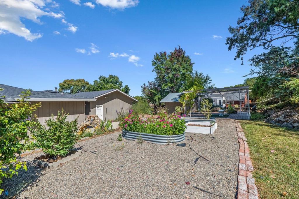 9465 Watsonville Road Property Photo 40