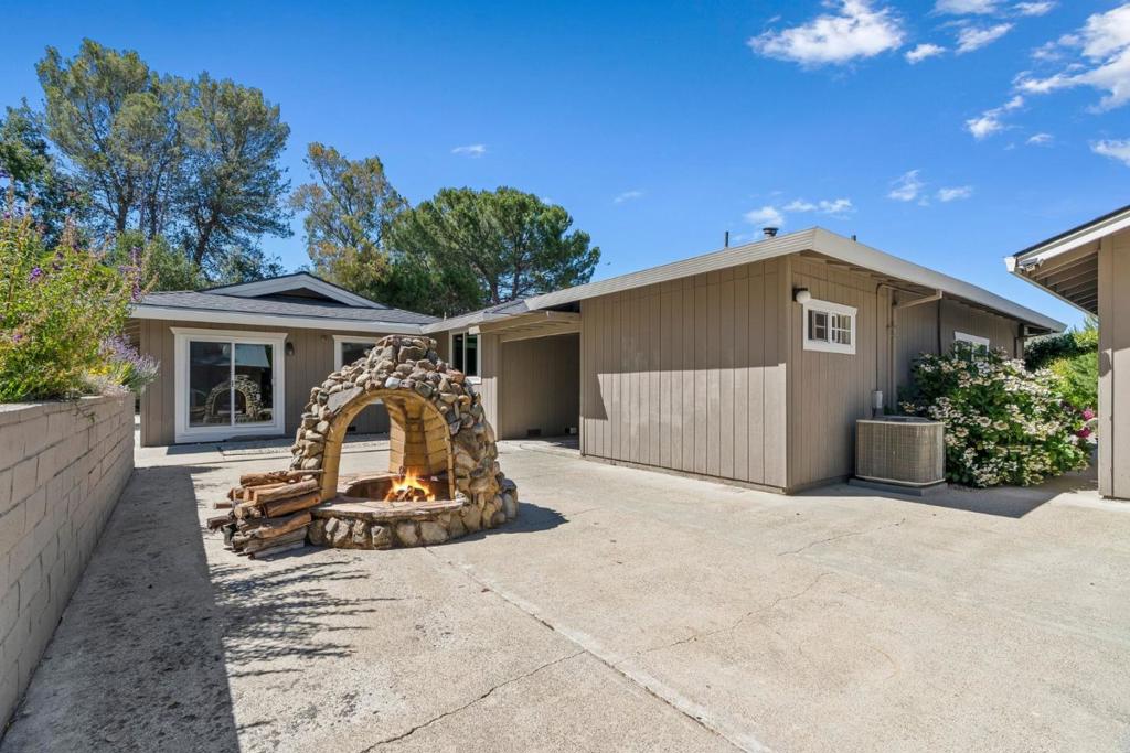 9465 Watsonville Road Property Photo 43