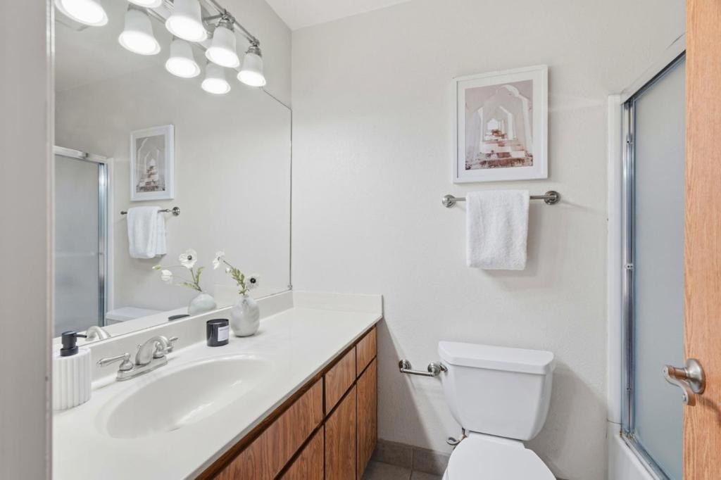 657 Yolo Court Property Photo 18