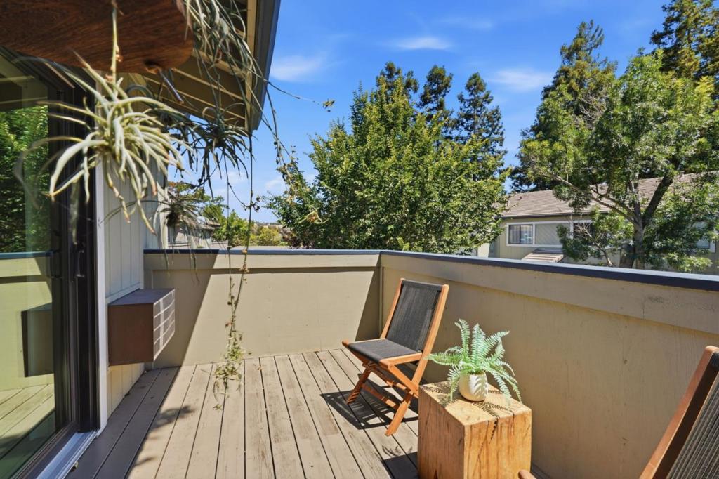 657 Yolo Court Property Photo 27