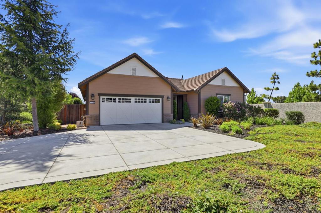 1330 Golden Eagle Drive Property Photo 1