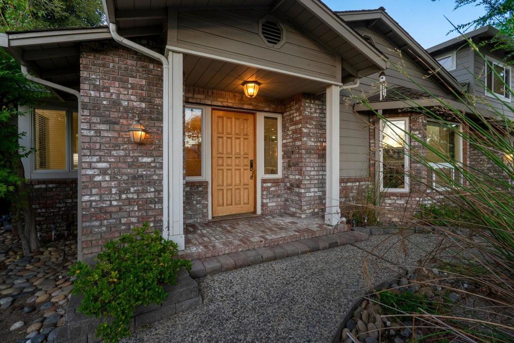 14836 Elton Drive Property Photo 7