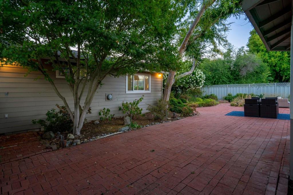 14836 Elton Drive Property Photo 58