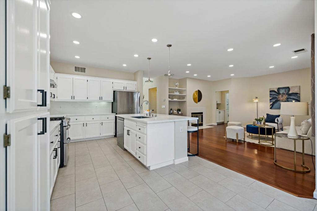 3249 Esperanza Court Property Photo 12