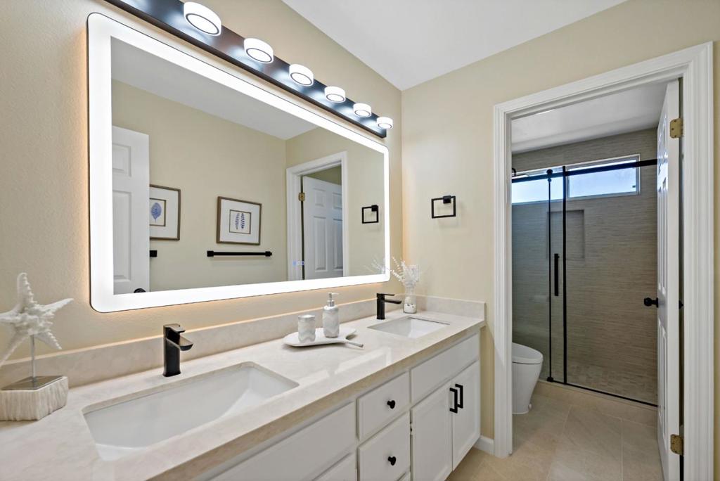 3249 Esperanza Court Property Photo 43