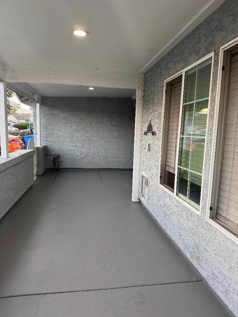 546 Cuesta Court Property Photo 3