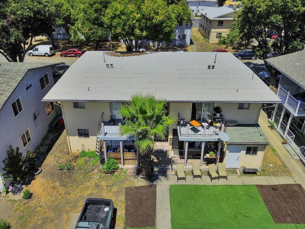2379 Galway Court Property Photo 4