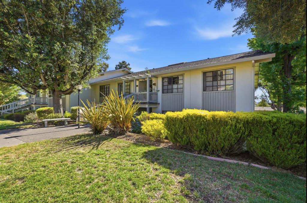 5435 Cribari Grn Property Photo 1
