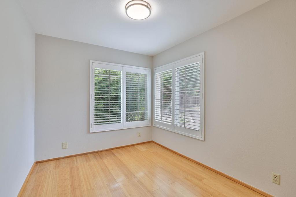 1352 Cutforth Court Property Photo 10