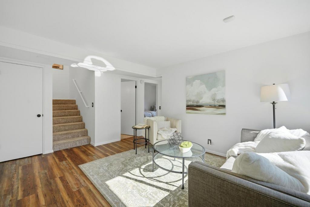 17815 Woodland Avenue Property Photo 22