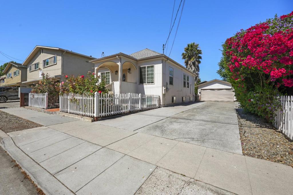 183 Rainier Street Property Photo 1