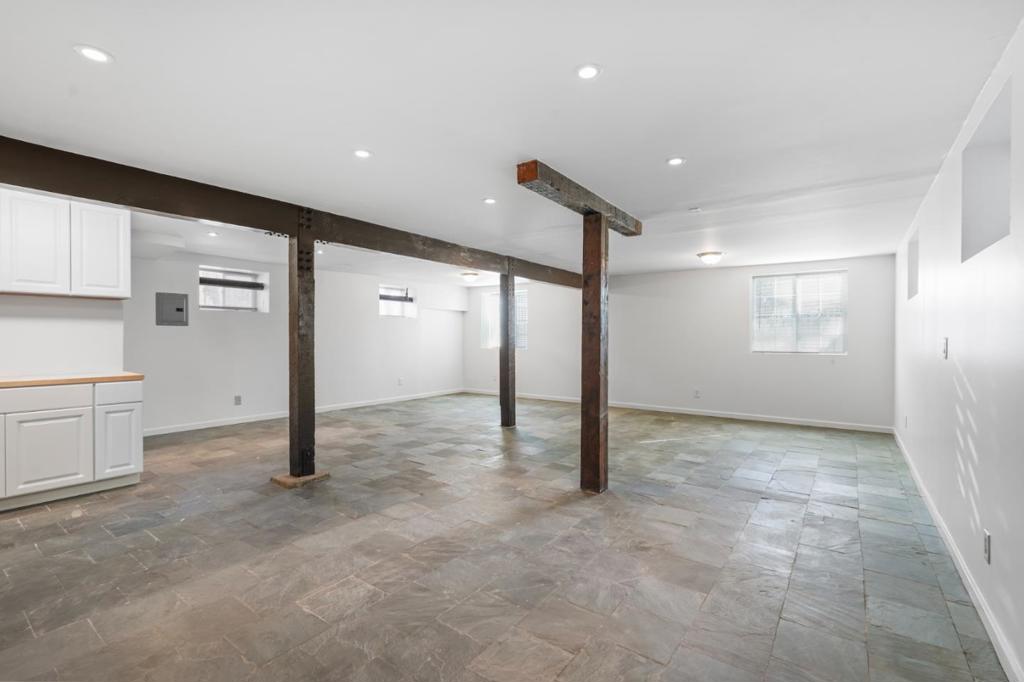 183 Rainier Street Property Photo 28