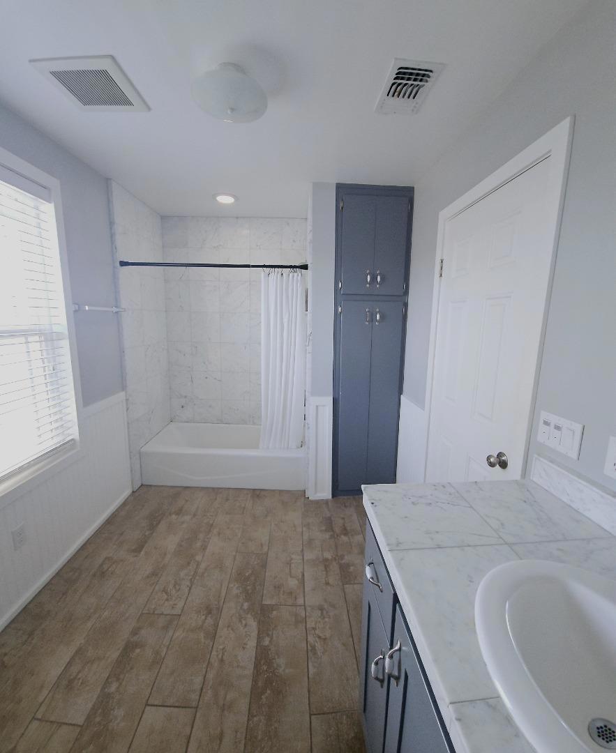 62420 Railroad Street Property Photo 8