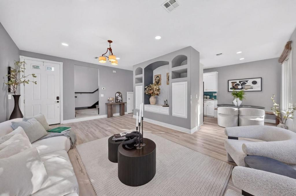 17765 Calle Hermosa Property Photo