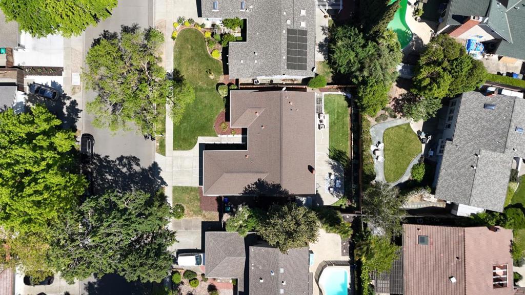 5550 Black Avenue Property Photo 12