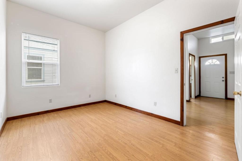 219 Lang Street Property Photo 20