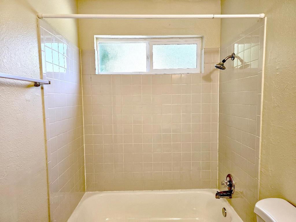 9010 Stacey Court Property Photo 17
