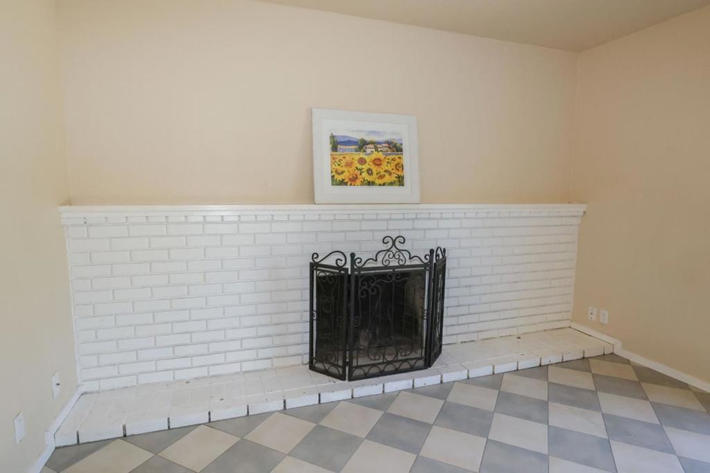 142 Sir Francis Court Property Photo 13