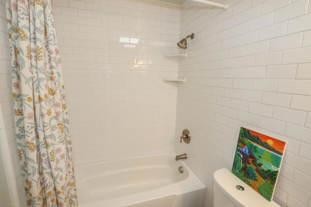 142 Sir Francis Court Property Photo 22