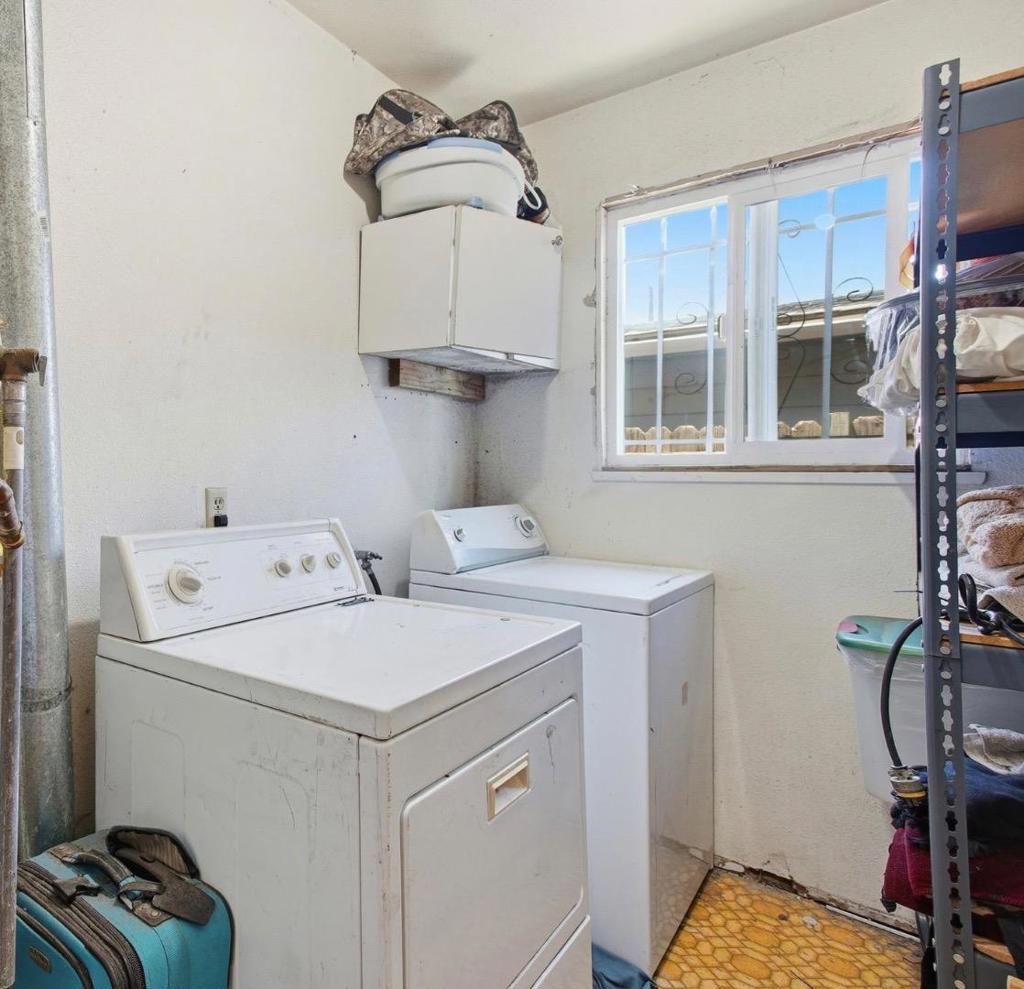 605 Grand Avenue Property Photo 13
