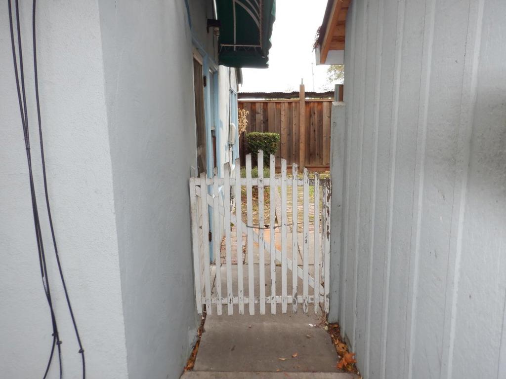 ML82053635 Property Photo 18