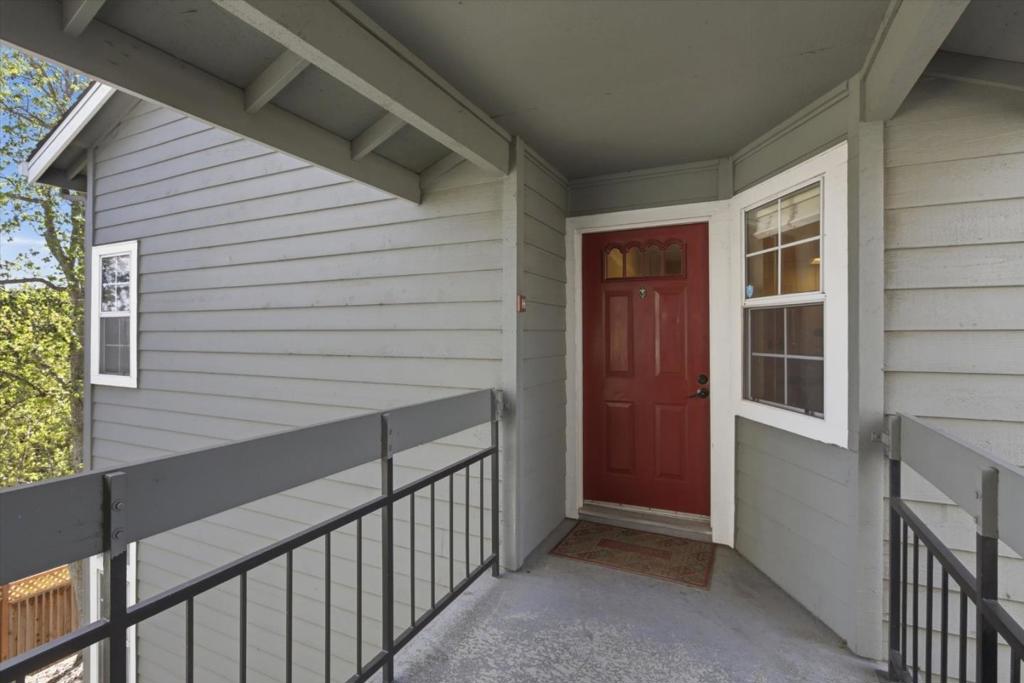 7595 Canyon Meadow Circle H Property Photo 7
