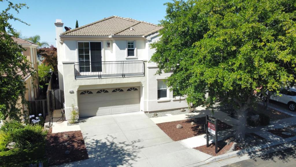 1673 Via Campagna Property Photo 3