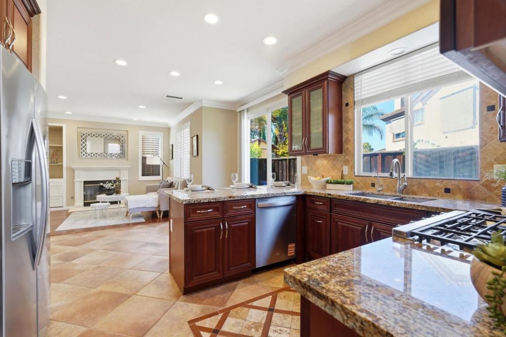 1673 Via Campagna Property Photo 16