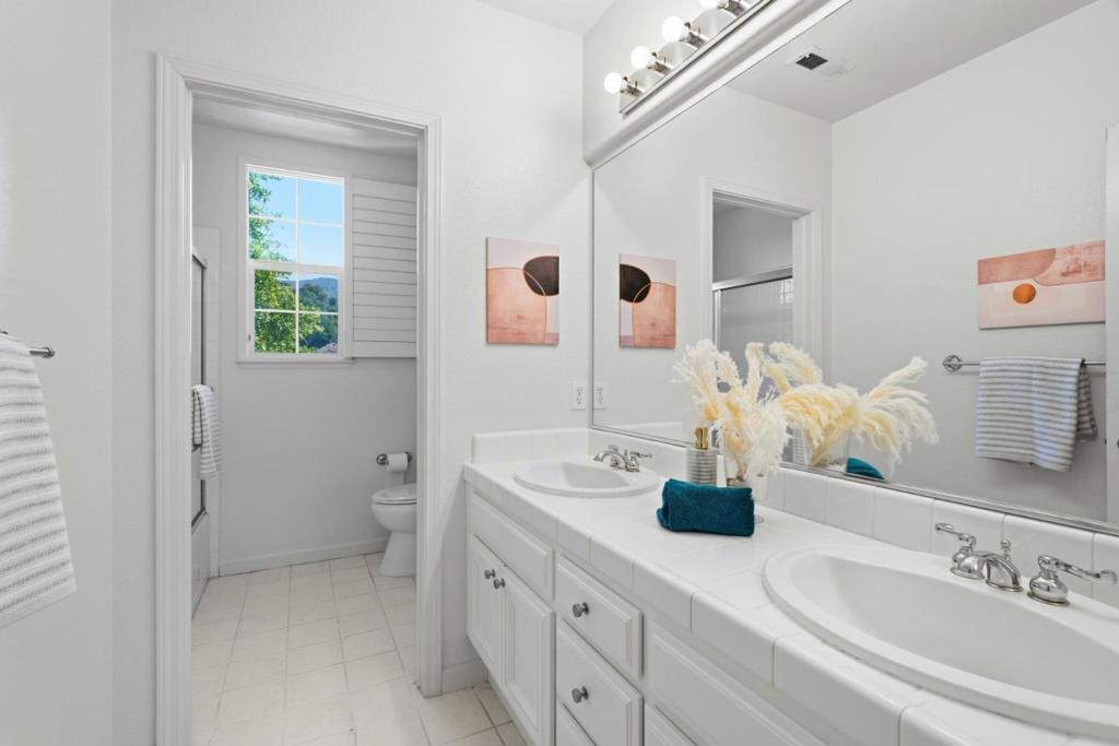 1673 Via Campagna Property Photo 42