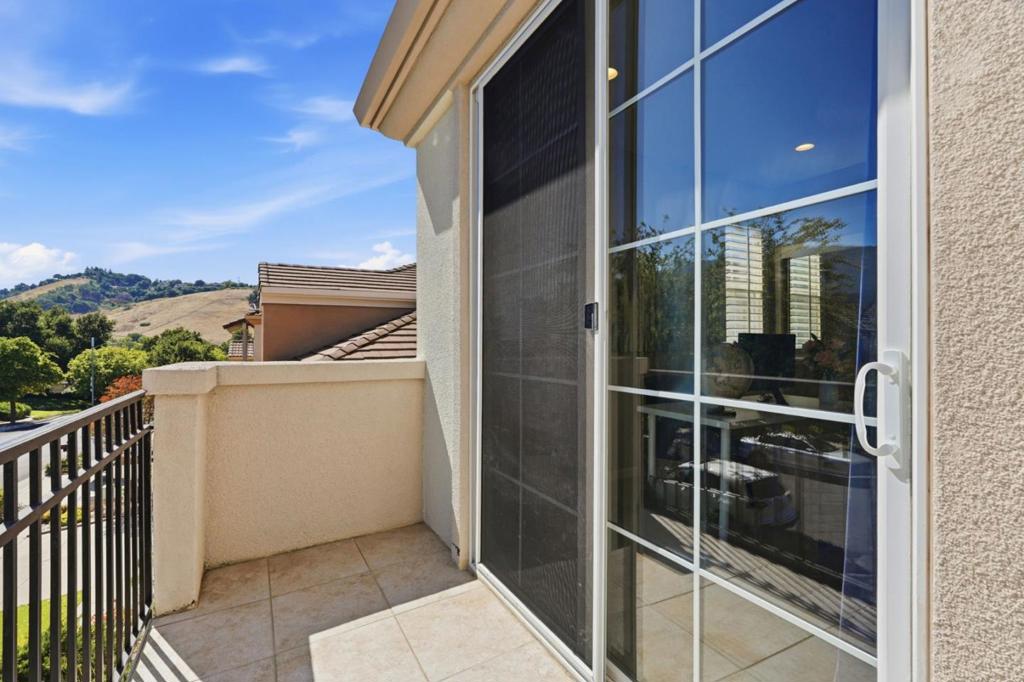 1673 Via Campagna Property Photo 45