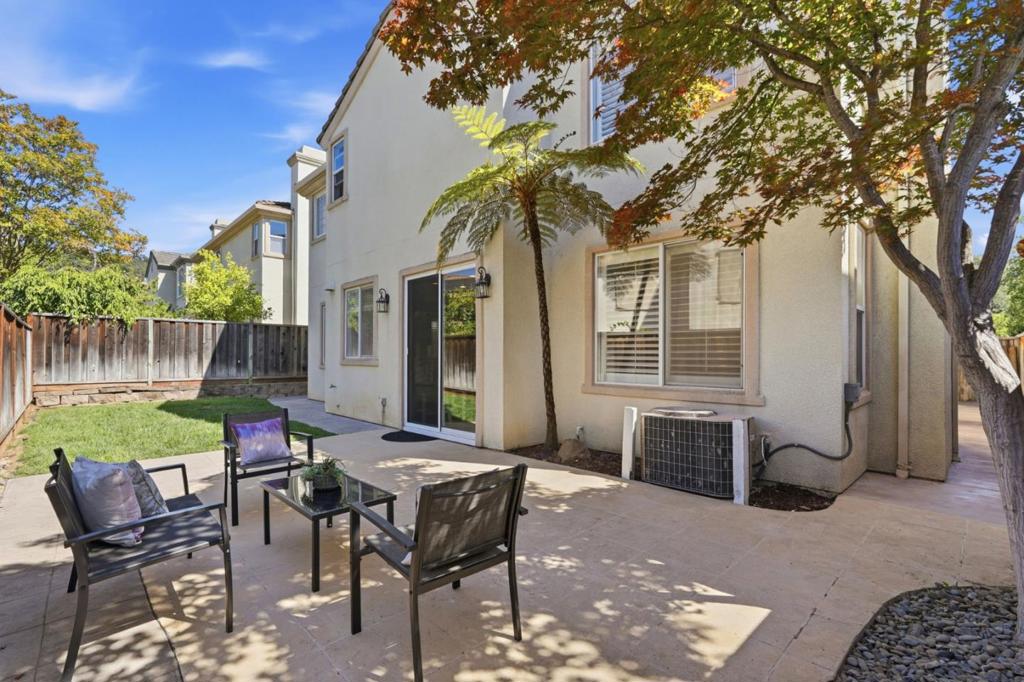 1673 Via Campagna Property Photo 48