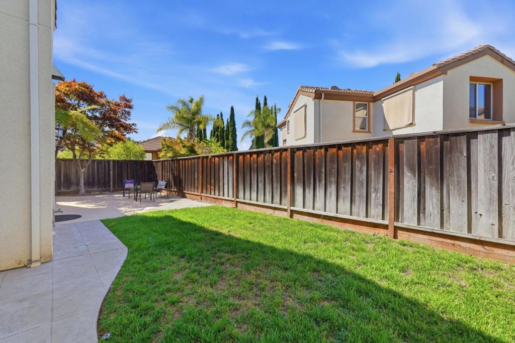 1673 Via Campagna Property Photo 53