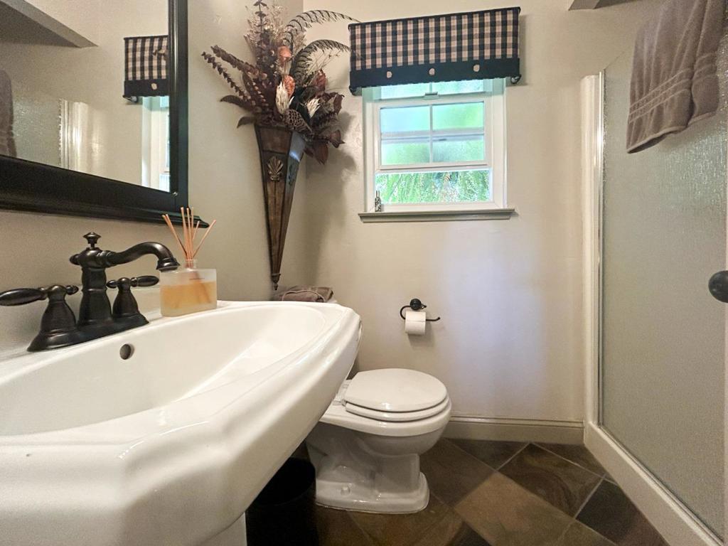 1600 Anson Court Property Photo 20