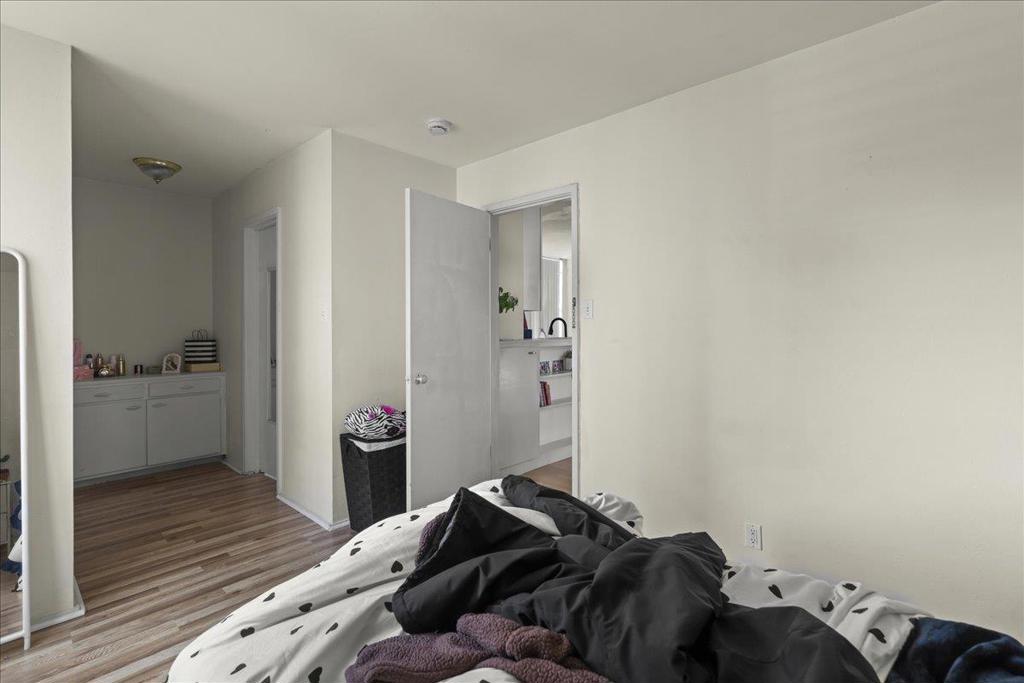 2801 College Avenue Property Photo 12