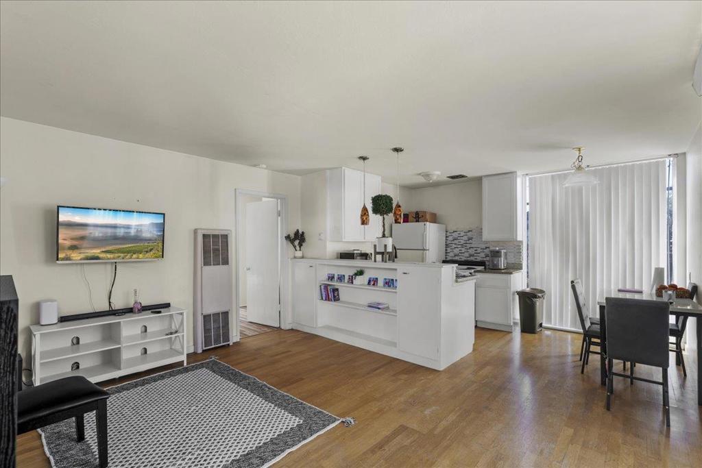 2801 College Avenue Property Photo 13