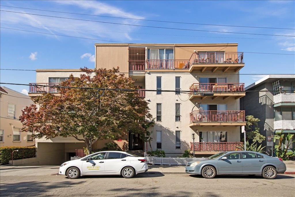 220 Athol Avenue Property Photo 1