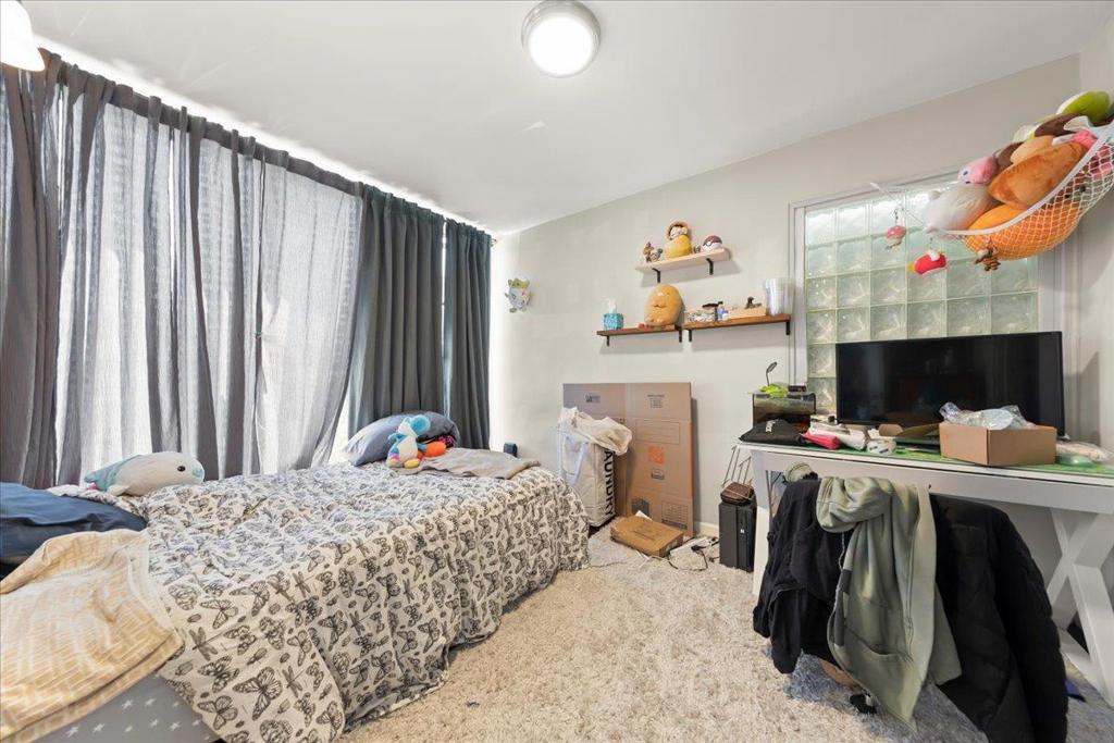 220 Athol Avenue Property Photo 10