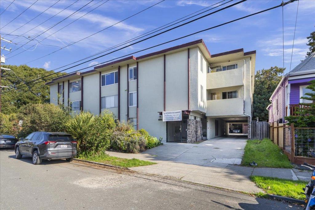 2231 Grant Street Property Photo 1