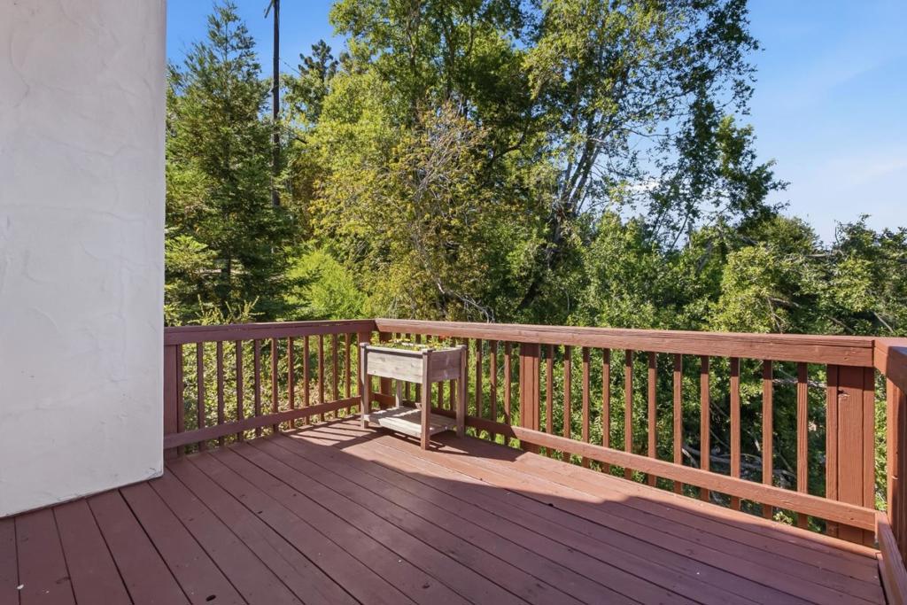21546 Alma Court Property Photo 36