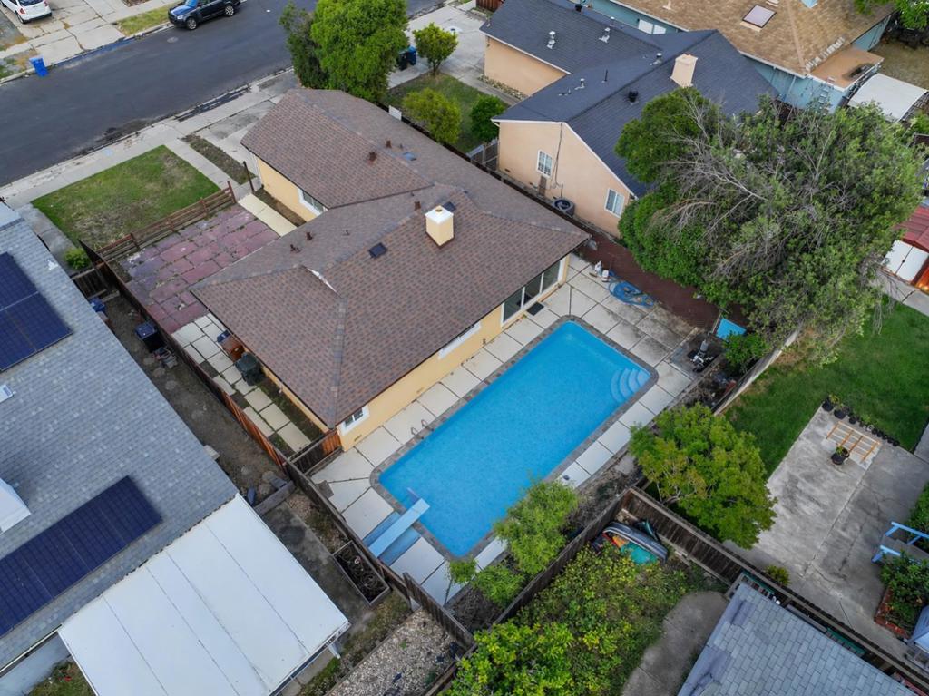 52 E Madill Street Property Photo 21
