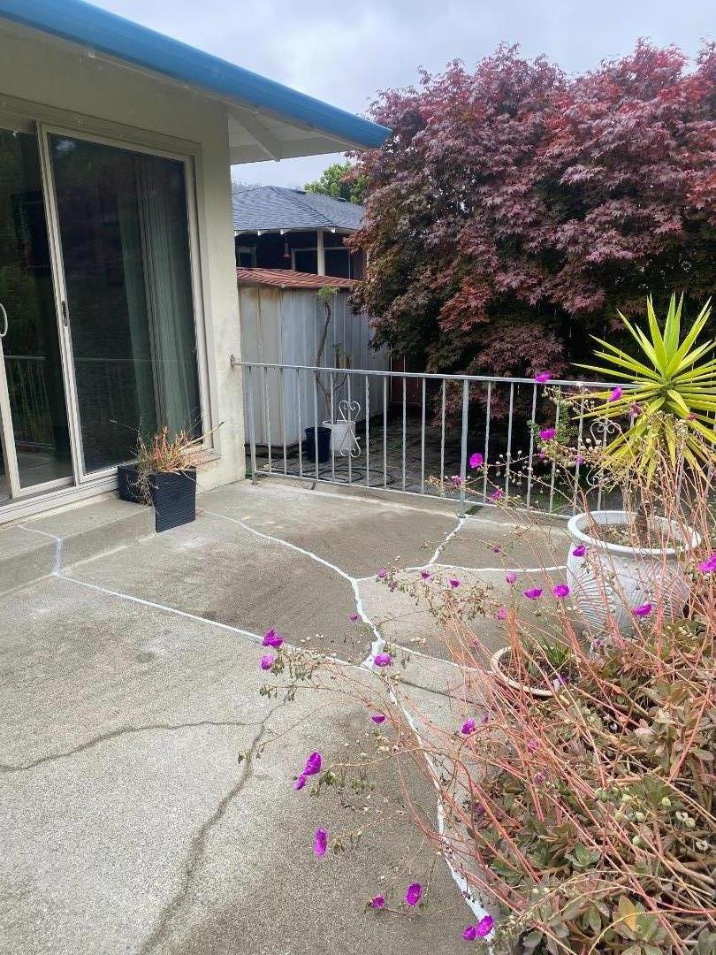 ML82053725 Property Photo 32