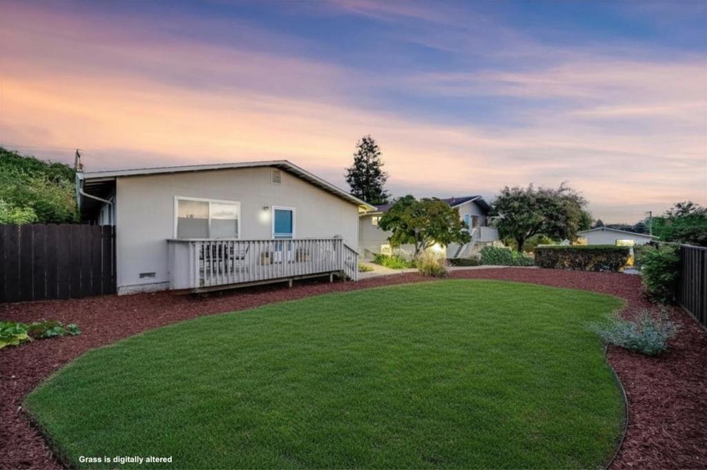 2695 Mar Vista Drive Property Photo 11