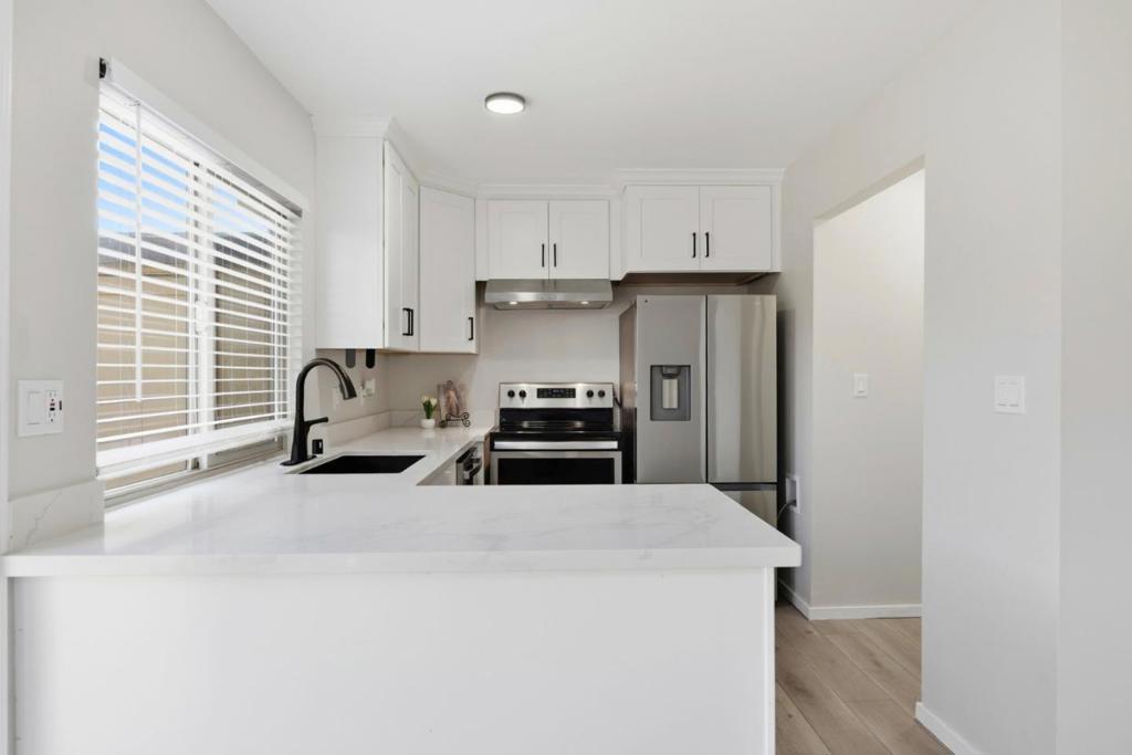 27492 Ponderosa Court Property Photo 3