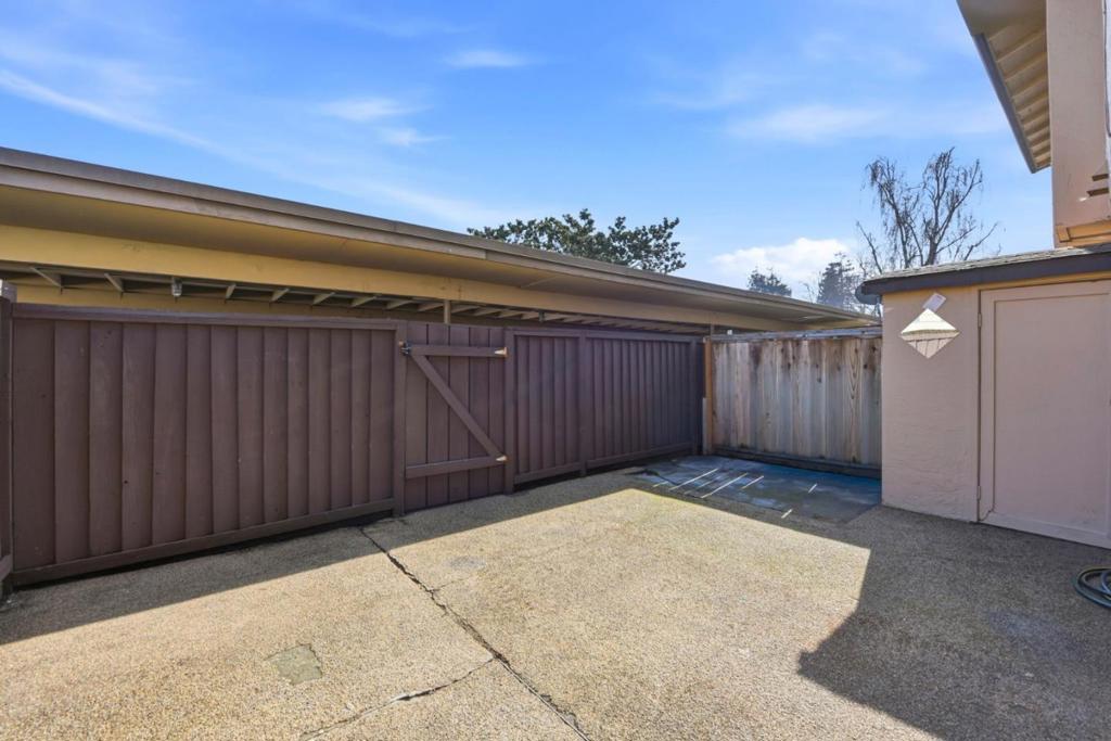 27492 Ponderosa Court Property Photo 11